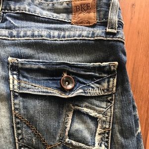 BKE Buckle cropped jean capris stretch  sz 30